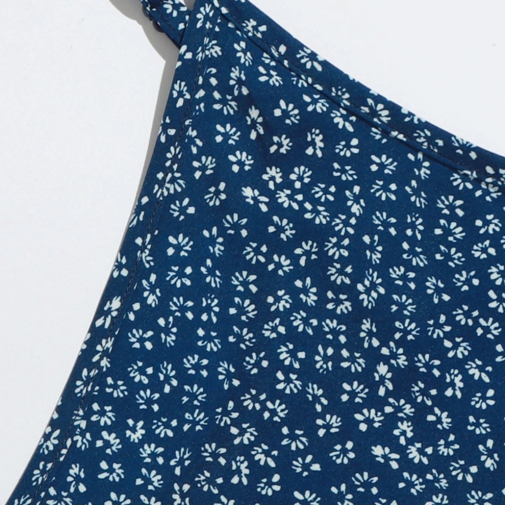 Shein Navy‎ Blue Ditsy Floral Print Cami Dress - Size Small - Picture 5 of 8